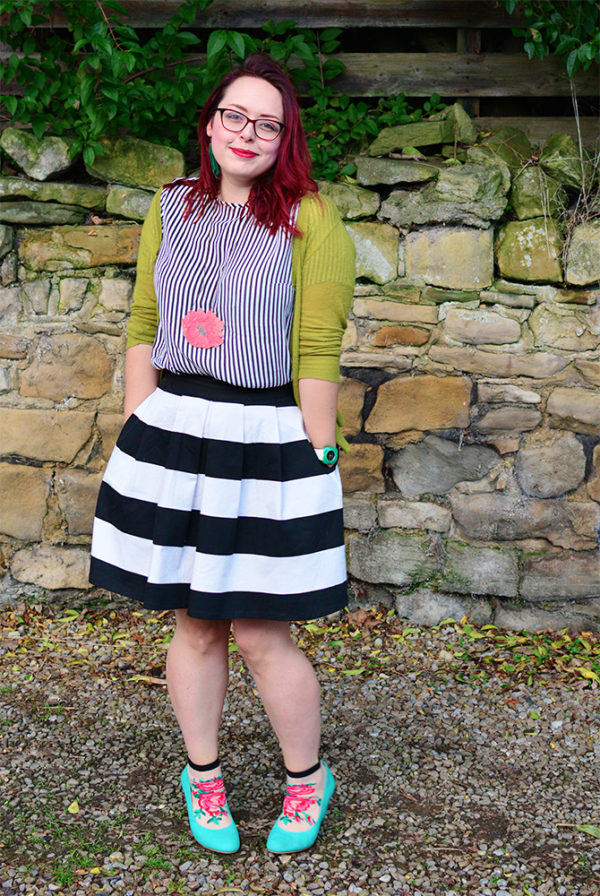 Black, White, Red, Green Outfit Ideas, Pattern Clash Outfit